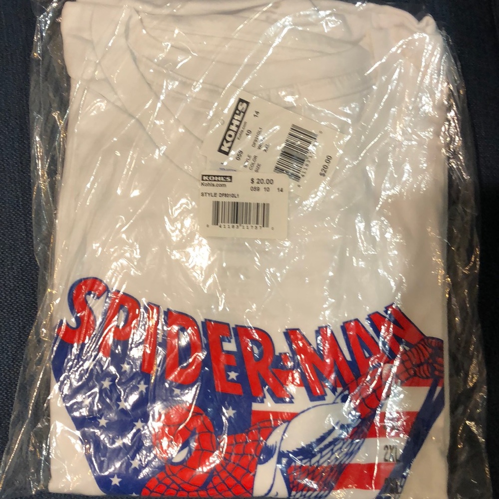 Brand new spider man t shirt
